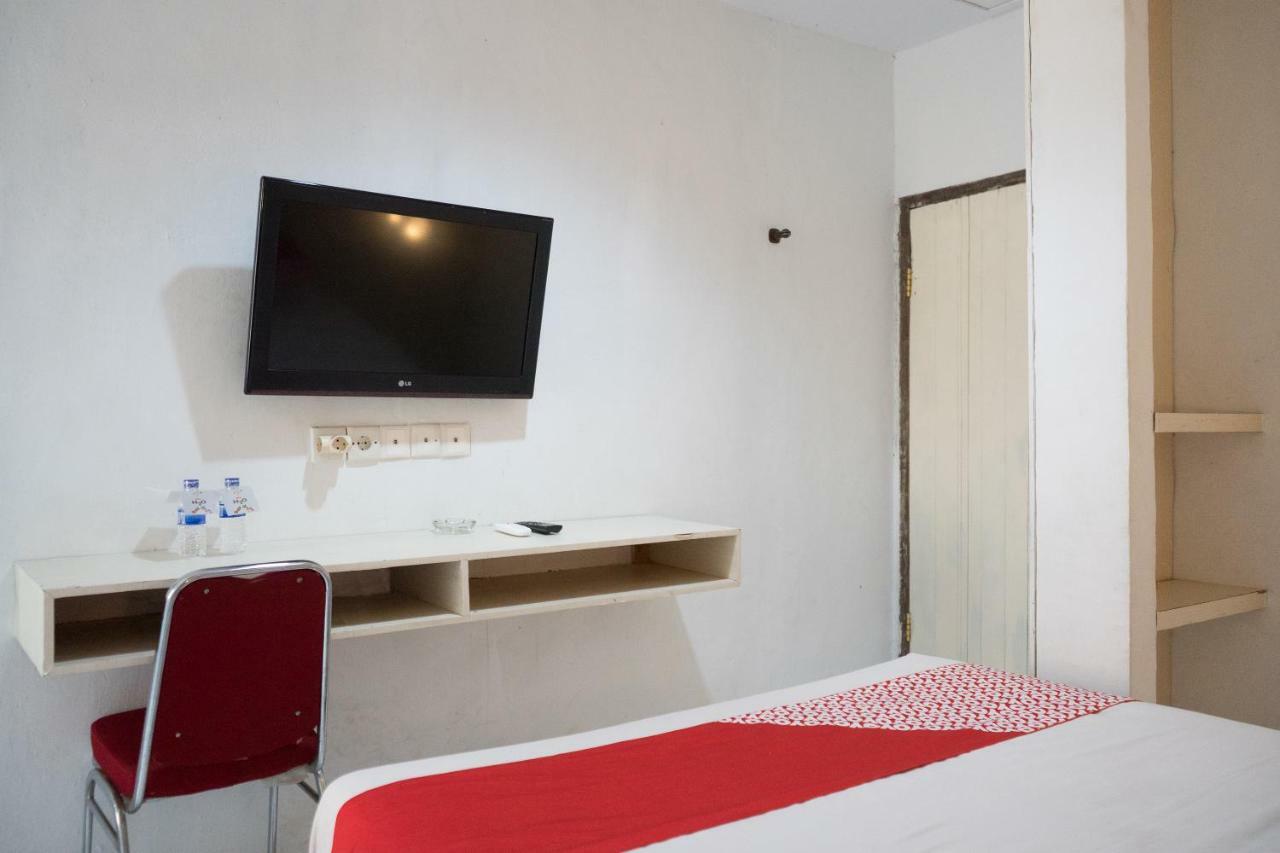 Oyo 1253 Hotel Wisata Jambi Екстер'єр фото